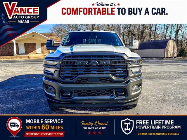 2026 RAM Ram 3500 RAM 3500 TRADESMAN CREW CAB 4X4 8 BOX