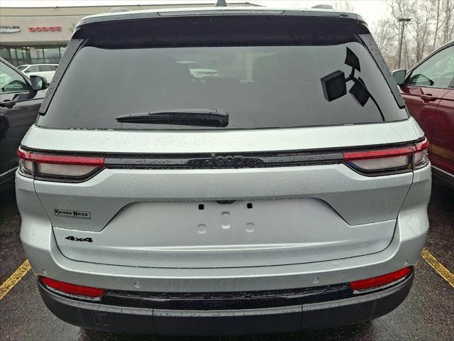 2025 Jeep Grand Cherokee Altitude 4x4