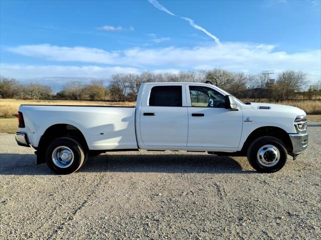 2026 RAM Ram 3500 RAM 3500 TRADESMAN CREW CAB 4X4 8 BOX