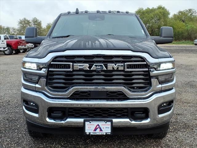 2026 RAM Ram 3500 RAM 3500 TRADESMAN CREW CAB 4X4 8 BOX