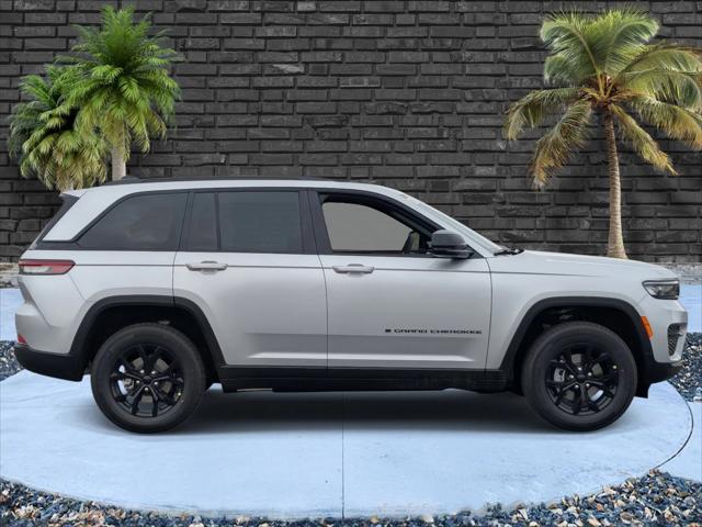 2025 Jeep Grand Cherokee GRAND CHEROKEE ALTITUDE X 4X4