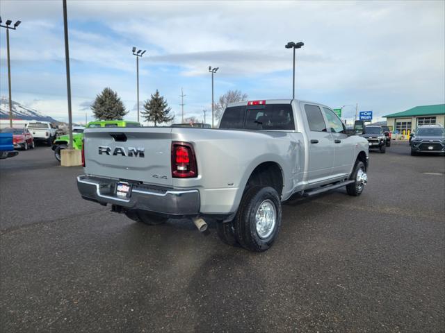 2026 RAM Ram 3500 RAM 3500 TRADESMAN CREW CAB 4X4 8 BOX
