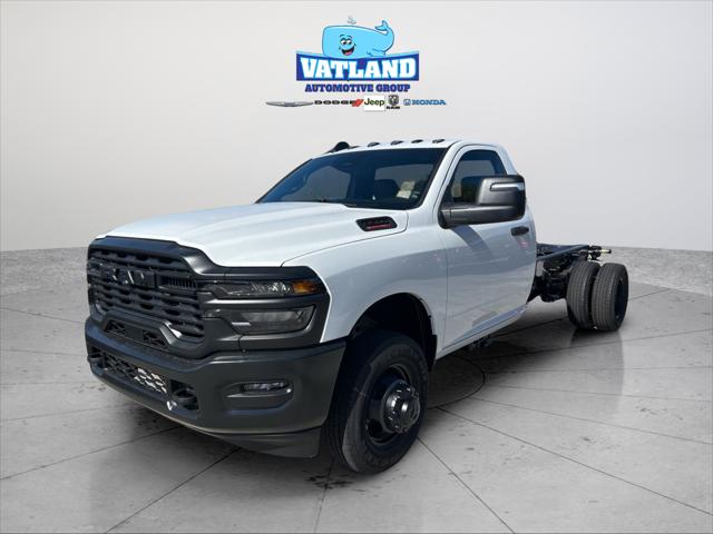2026 RAM Ram 3500 Chassis Cab RAM 3500 TRADESMAN CHASSIS REGULAR CAB 4X4 84 CA