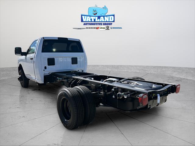 2026 RAM Ram 3500 Chassis Cab RAM 3500 TRADESMAN CHASSIS REGULAR CAB 4X4 84 CA