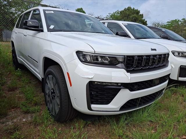 2026 Jeep Grand Cherokee GRAND CHEROKEE L LIMITED RESERVE 4X4