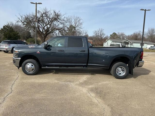2026 RAM Ram 3500 RAM 3500 TRADESMAN CREW CAB 4X4 8 BOX