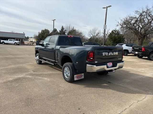 2026 RAM Ram 3500 RAM 3500 TRADESMAN CREW CAB 4X4 8 BOX