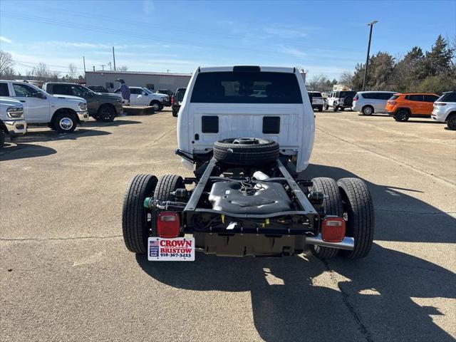 2026 RAM Ram 3500 Chassis Cab RAM 3500 TRADESMAN CREW CAB CHASSIS 4X4 60 CA 2026 RAM Ram 3500 Chassis Cab RAM 3500 TRADESMAN CREW CAB CHASSIS 4X4 60 CA