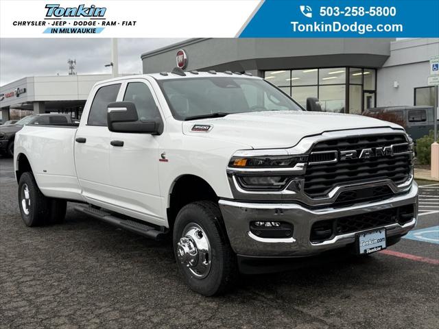 2026 RAM Ram 3500 RAM 3500 TRADESMAN CREW CAB 4X4 8 BOX