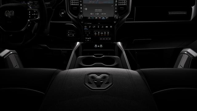 2026 RAM Ram 3500 RAM 3500 LARAMIE CREW CAB 4X4 8 BOX