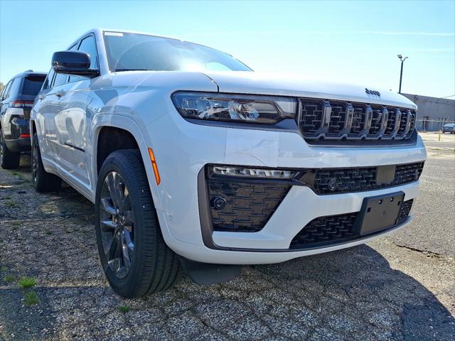 2026 Jeep Grand Cherokee GRAND CHEROKEE L LIMITED RESERVE 4X4