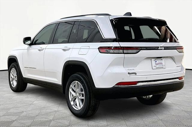2025 Jeep Grand Cherokee GRAND CHEROKEE LAREDO X 4X4