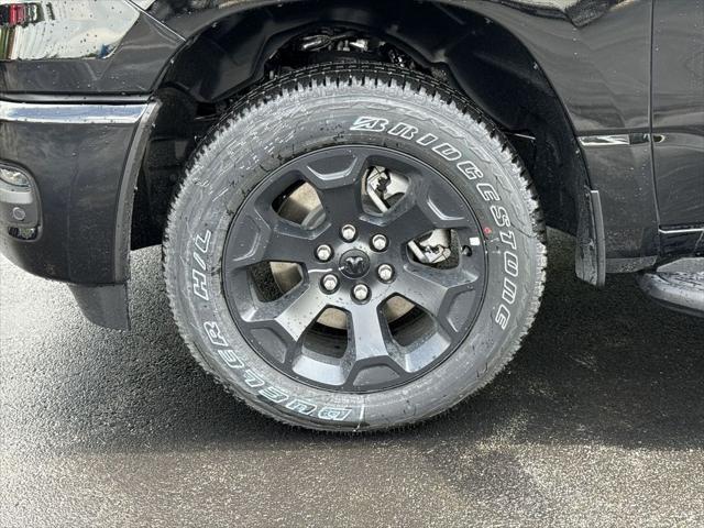 2026 Ram 1500 Express Crew Cab 4x4 5'7" Box