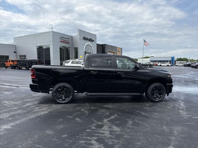 2026 Ram 1500 Express Crew Cab 4x4 5'7" Box