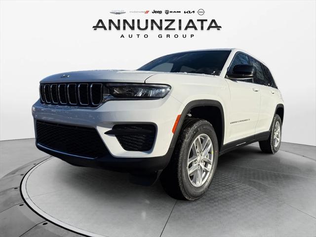 2025 Jeep Grand Cherokee GRAND CHEROKEE LAREDO X 4X4