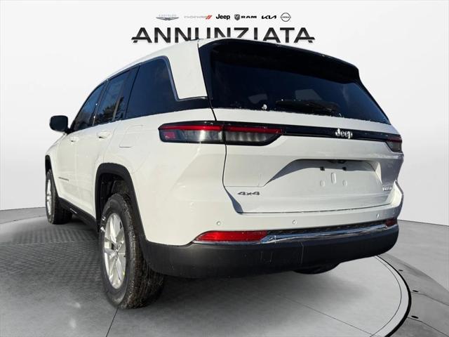 2025 Jeep Grand Cherokee GRAND CHEROKEE LAREDO X 4X4