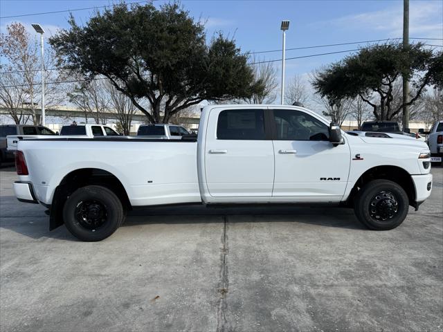 2026 RAM Ram 3500 RAM 3500 LARAMIE CREW CAB 4X4 8 BOX