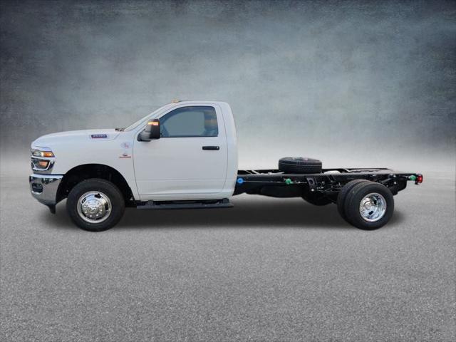 2026 RAM Ram 3500 Chassis Cab RAM 3500 TRADESMAN CHASSIS REGULAR CAB 4X2 84 CA