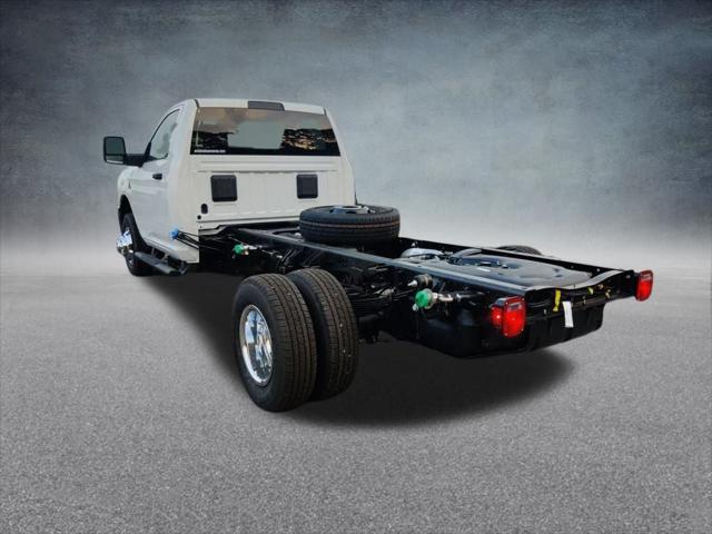 2026 RAM Ram 3500 Chassis Cab RAM 3500 TRADESMAN CHASSIS REGULAR CAB 4X2 84 CA