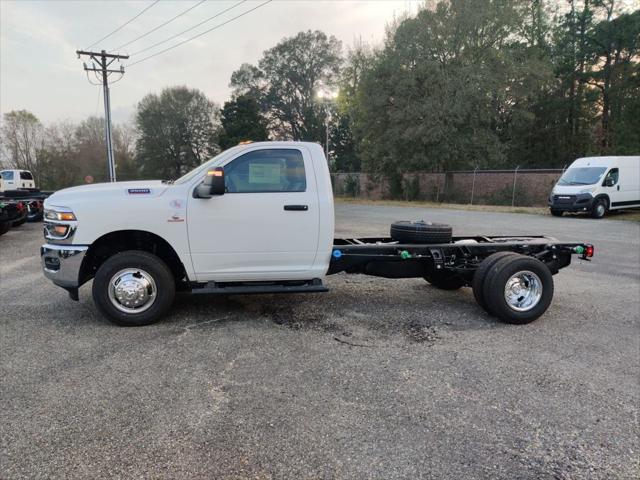 2026 RAM Ram 3500 Chassis Cab RAM 3500 TRADESMAN CHASSIS REGULAR CAB 4X2 84 CA