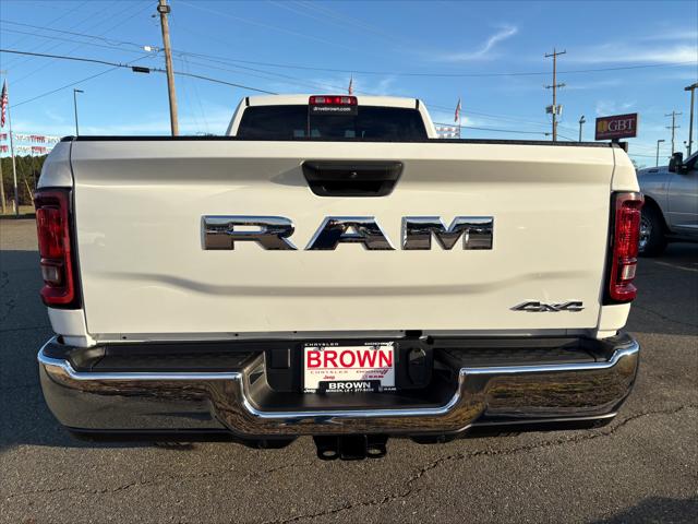2026 Ram 2500 Tradesman Crew Cab 4x4 8' Box