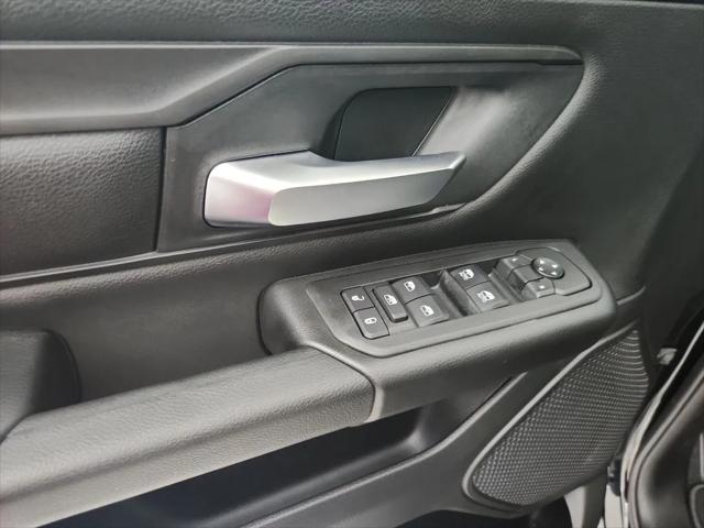 2026 Ram 1500 Express Crew Cab 4x4 5'7" Box