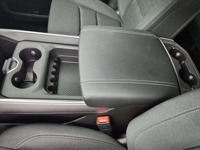 2026 Ram 1500 Express Crew Cab 4x4 5'7" Box