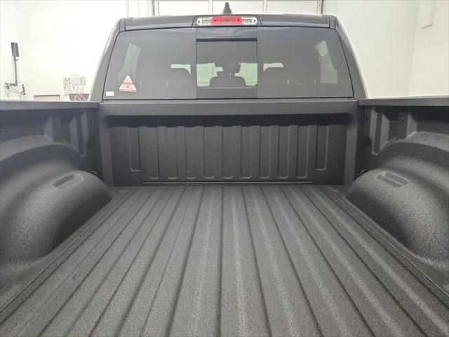 2026 Ram 1500 Express Crew Cab 4x4 5'7" Box