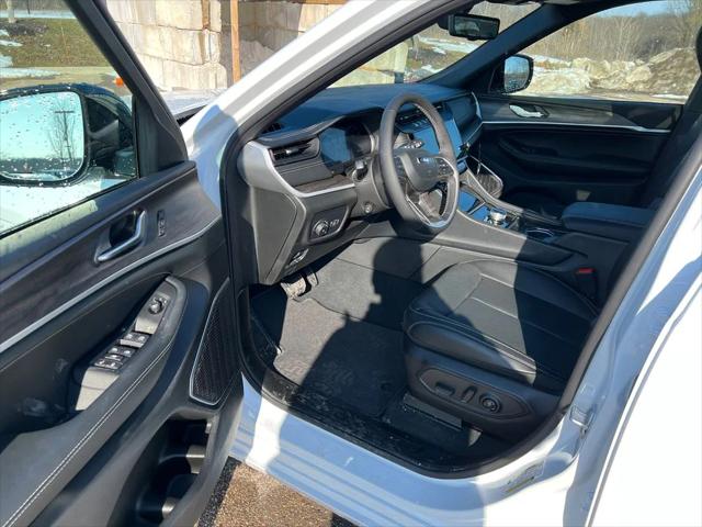 2026 Jeep Grand Cherokee Limited Reserve