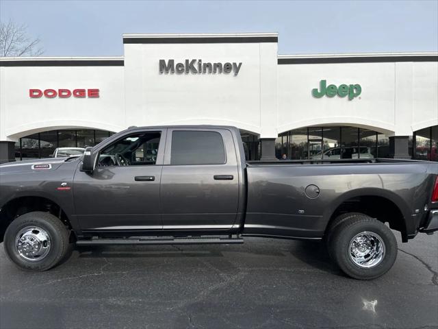 2026 RAM Ram 3500 RAM 3500 TRADESMAN CREW CAB 4X4 8 BOX