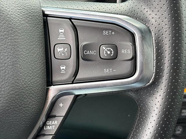 2026 Ram 1500 Tradesman Crew Cab 4x4 5'7" Box
