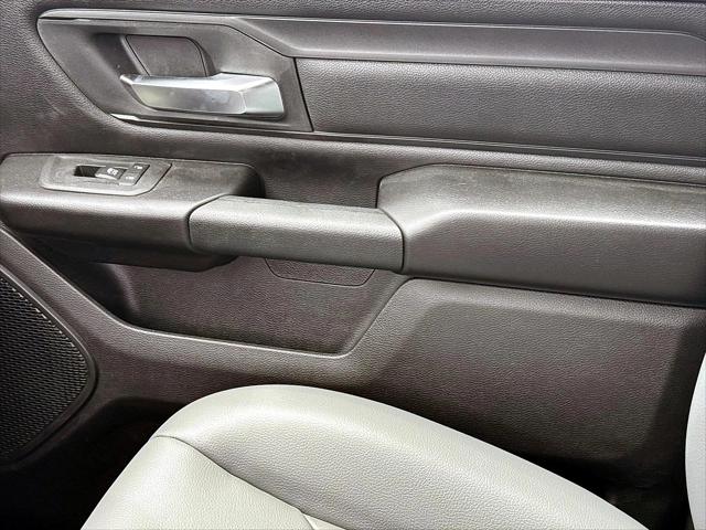 2026 Ram 1500 Tradesman Crew Cab 4x4 5'7" Box