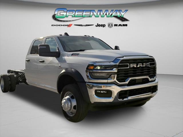 2026 RAM Ram 5500 Chassis Cab RAM 5500 TRADESMAN CHASSIS CREW CAB 4X4 84 CA