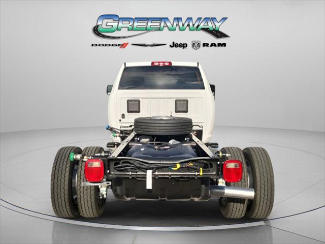 2026 RAM Ram 5500 Chassis Cab RAM 5500 TRADESMAN CHASSIS CREW CAB 4X4 84 CA