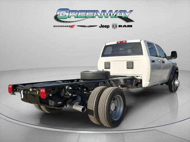 2026 RAM Ram 5500 Chassis Cab RAM 5500 TRADESMAN CHASSIS CREW CAB 4X4 84 CA