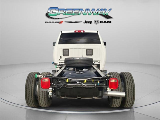 2026 RAM Ram 5500 Chassis Cab RAM 5500 TRADESMAN CHASSIS CREW CAB 4X4 84 CA