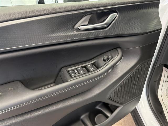 2025 Jeep Grand Cherokee Laredo X 4x4