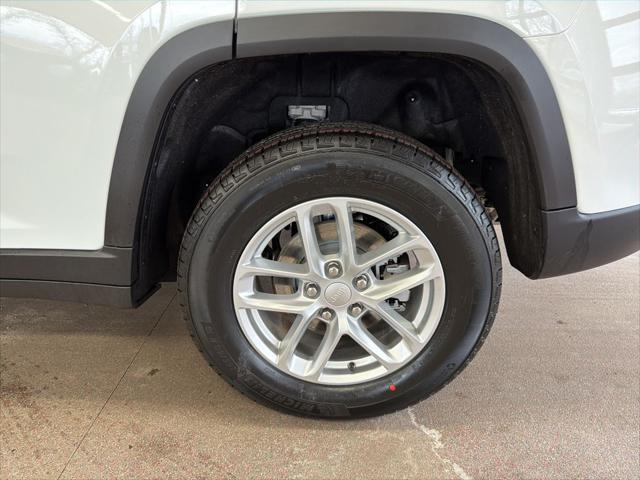 2025 Jeep Grand Cherokee Laredo X 4x4