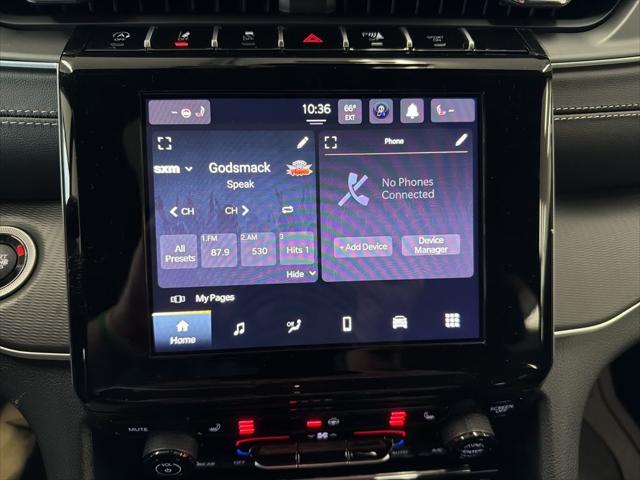 2025 Jeep Grand Cherokee Laredo X 4x4