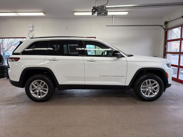 2025 Jeep Grand Cherokee Laredo X 4x4