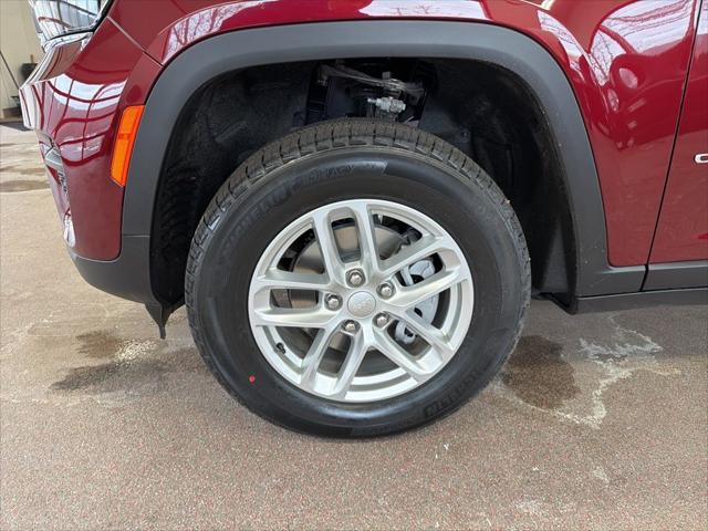 2025 Jeep Grand Cherokee Laredo X 4x4
