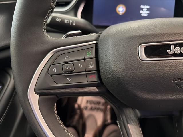 2025 Jeep Grand Cherokee Laredo X 4x4