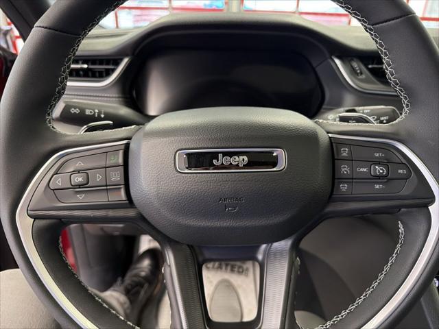 2025 Jeep Grand Cherokee Altitude X 4x4