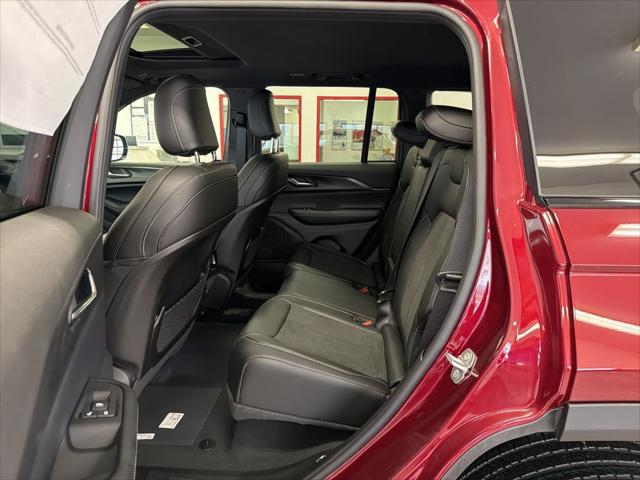 2025 Jeep Grand Cherokee Altitude X 4x4