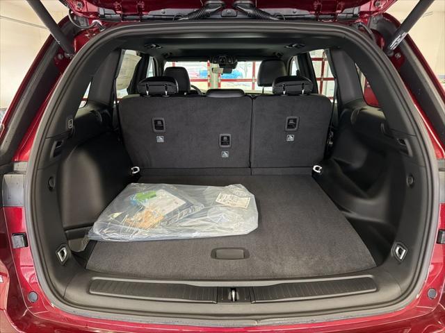 2025 Jeep Grand Cherokee Altitude X 4x4