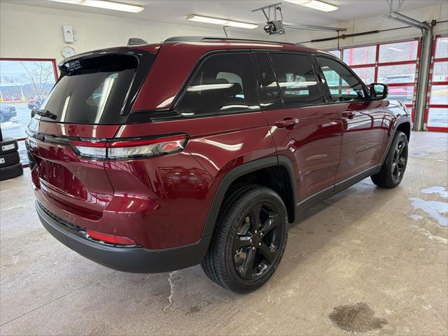 2025 Jeep Grand Cherokee Altitude X 4x4