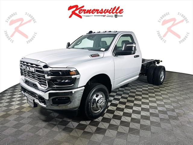2026 RAM Ram 3500 Chassis Cab RAM 3500 TRADESMAN CHASSIS REGULAR CAB 4X4 60 CA