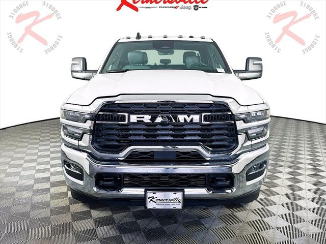 2026 RAM Ram 3500 Chassis Cab RAM 3500 TRADESMAN CREW CAB CHASSIS 4X4 60 CA 2026 RAM Ram 3500 Chassis Cab RAM 3500 TRADESMAN CREW CAB CHASSIS 4X4 60 CA