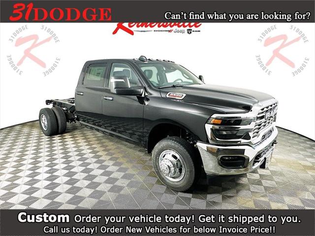 2026 RAM Ram 3500 Chassis Cab RAM 3500 TRADESMAN CREW CAB CHASSIS 4X4 60 CA