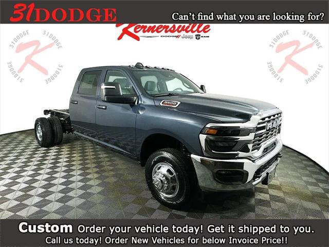 2026 RAM Ram 3500 Chassis Cab RAM 3500 TRADESMAN CREW CAB CHASSIS 4X4 60 CA